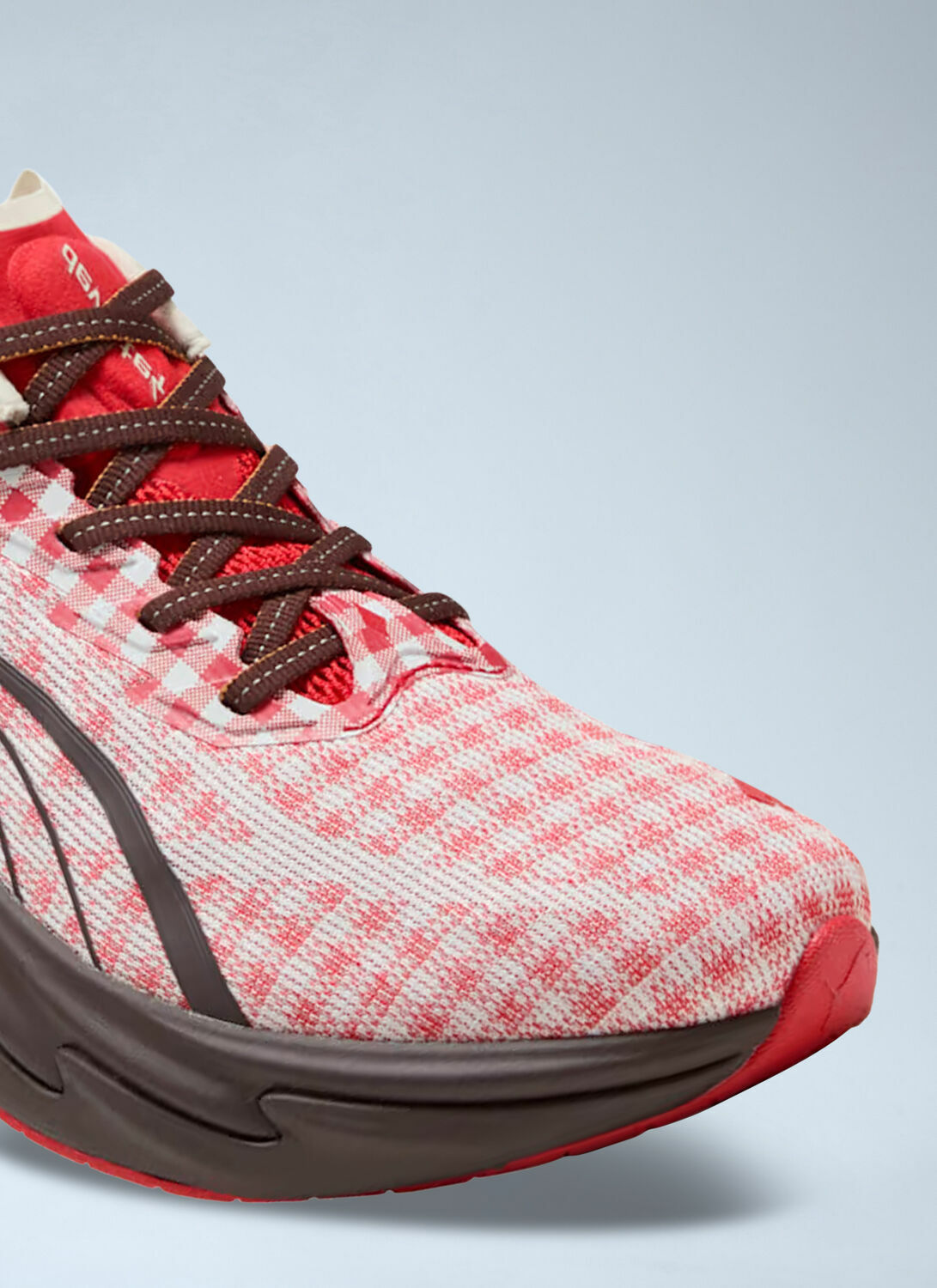 Puma Deviate NITRO™ 4 Check Sneakers