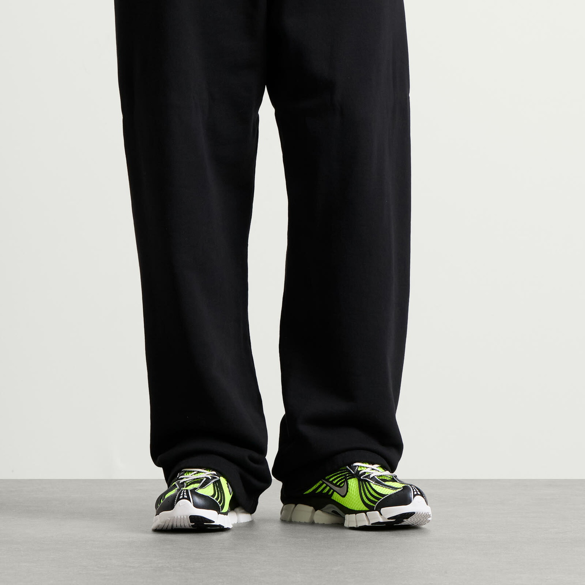 Nike Zoom Skylon 11 Sneaker in Volt/Metallic Silver/Black/Light Smoke Grey