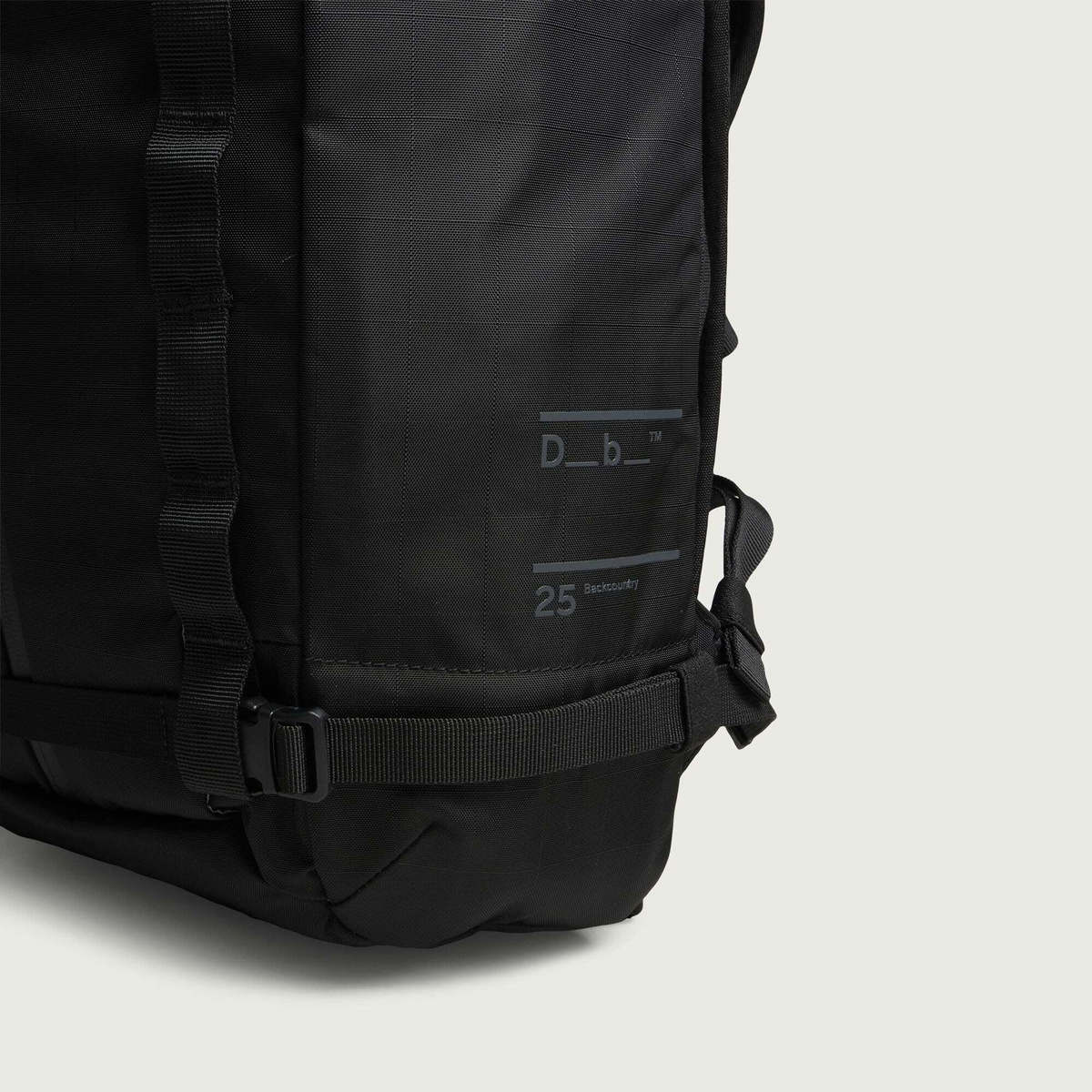 Db Journey Backcountry Backpack 25L in Black Out