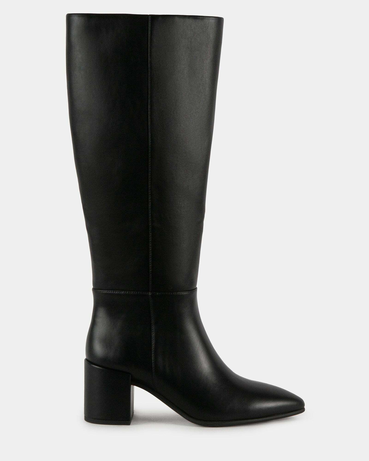 Steve Madden Isabellaa Boots in Black
