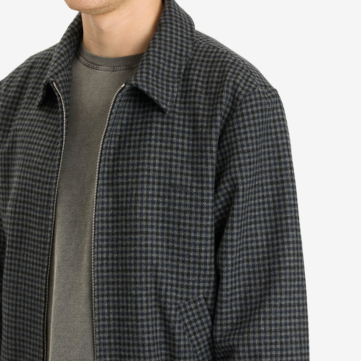 A.P.C. Men's Gilbert Houndstooth Check Wool Jacket in Anthracite
