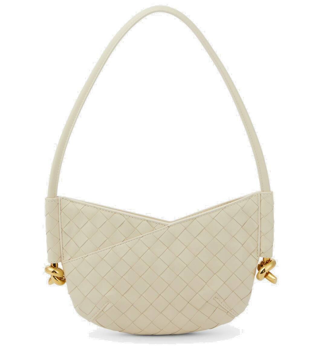 【Bottega Veneta】 Solstice Small フォルダーウォレット Bottega Veneta® Women's Solstice Small Bi-Fold Wallet in