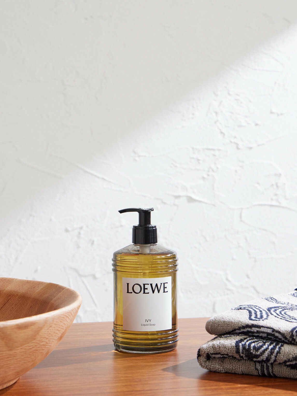 LOEWE Perfumes - Ivy Liquid Soap, 360ml - Neutrals