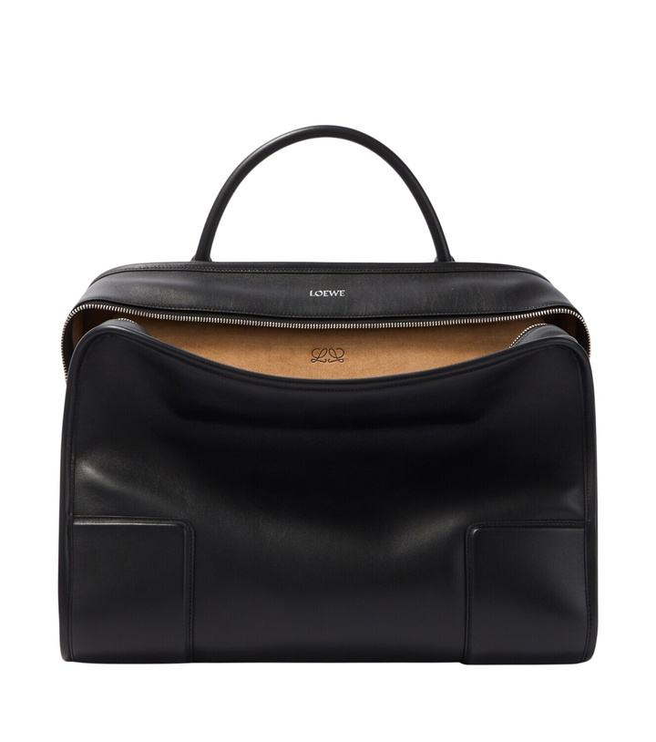 Photo: Loewe Amazona 180 XL leather top-handle bag