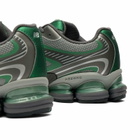 New Balance 2000 Sneaker in Slate Grey/Outfield