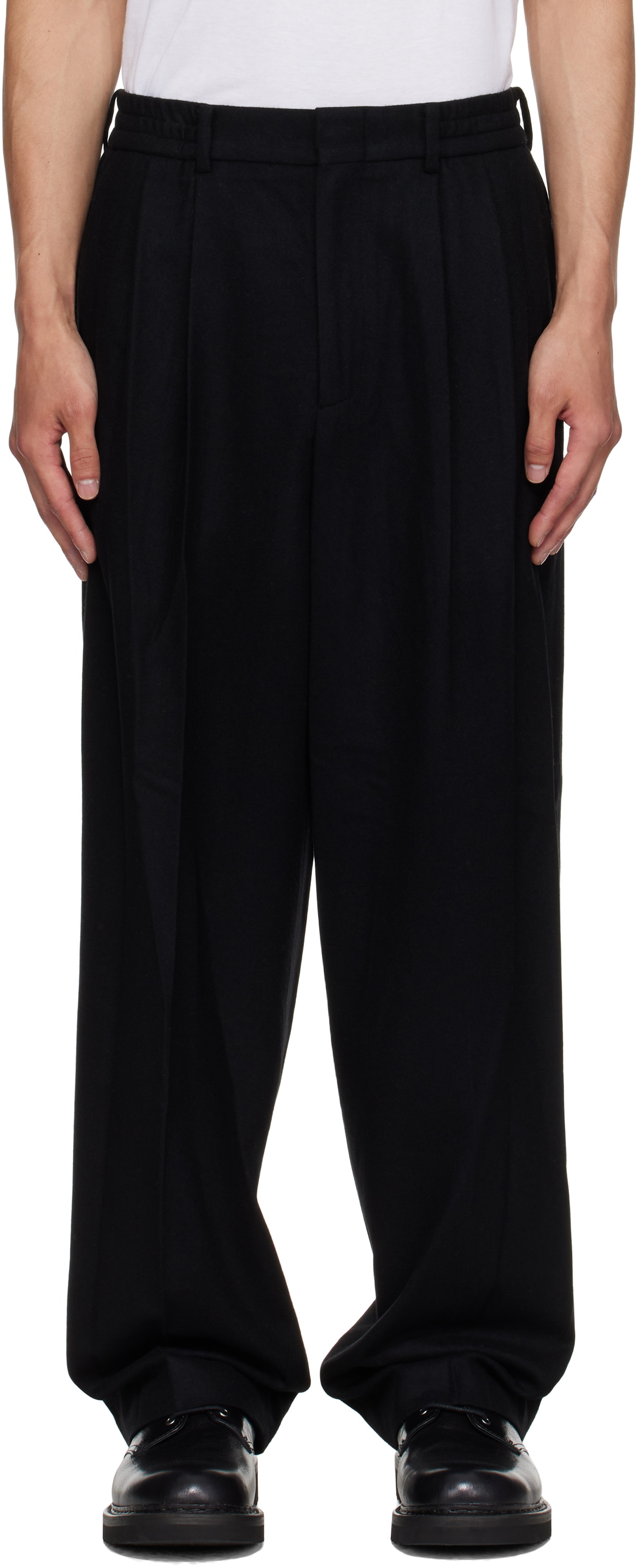 LE17SEPTEMBRE Black Two Tuck Wool Trousers