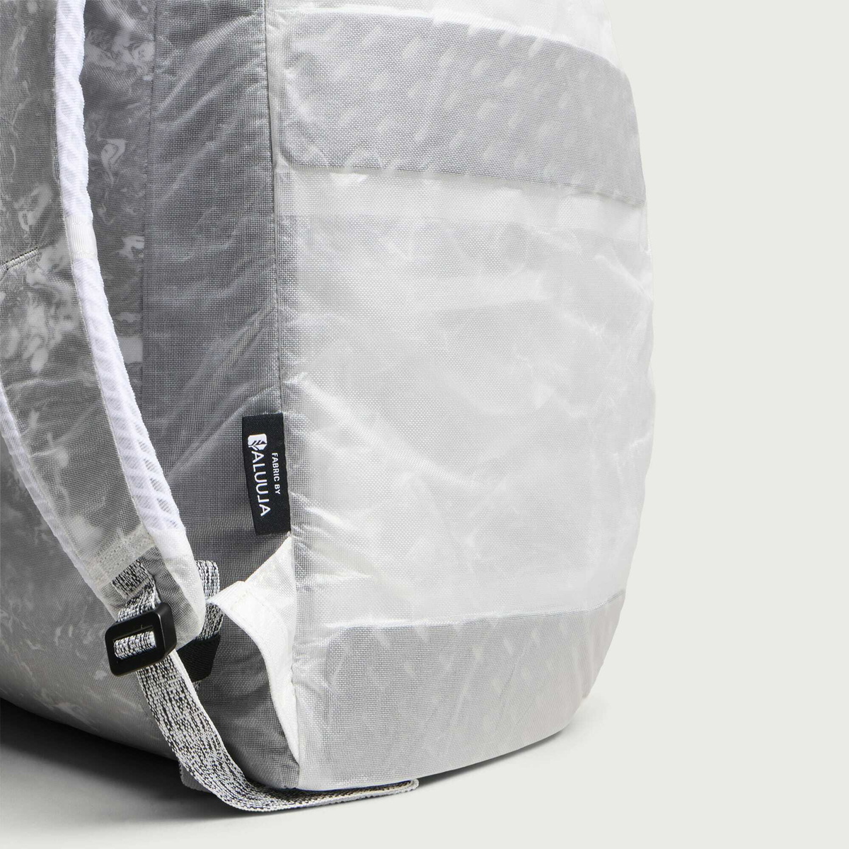 Db Journey Weigh Lighter Hugger Backpack 30L in Monochrome