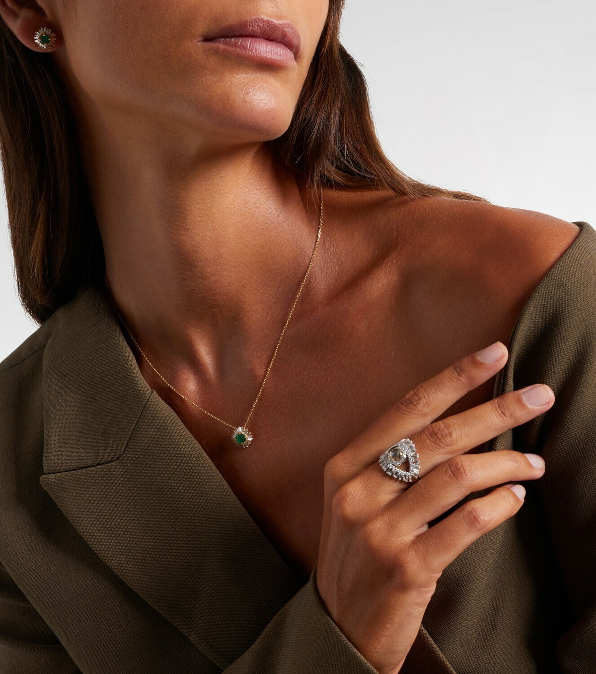 Suzanne Kalan One Of A Kind 18kt gold necklace with emerald and diamonds