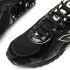 New Balance 204L Sneaker in Black