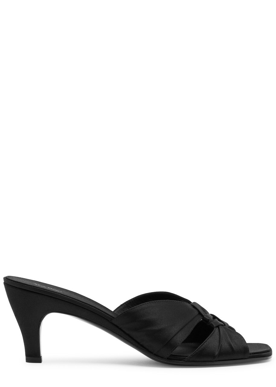 大人の輝き増す★THE ROW Soft Knot 65 satin mules Soft Knot 65 satin mules in black - The Row | Mytheresa