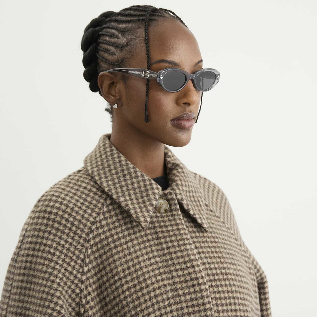 Gentle Monster Vamp Sunglasses in Grey 
