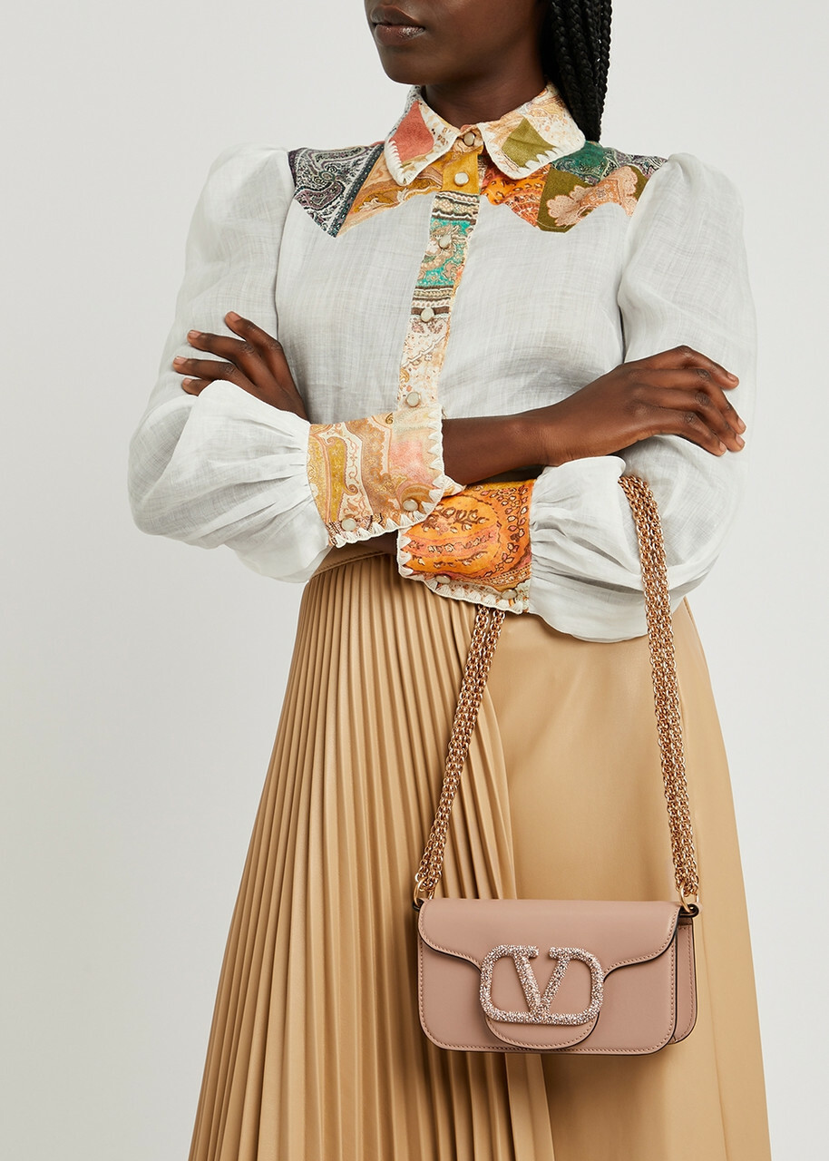 ショルダーバッグ Valentino Garavani Shoulder bags Beige Locò leather shoulder bag in white - Valentino Garavani