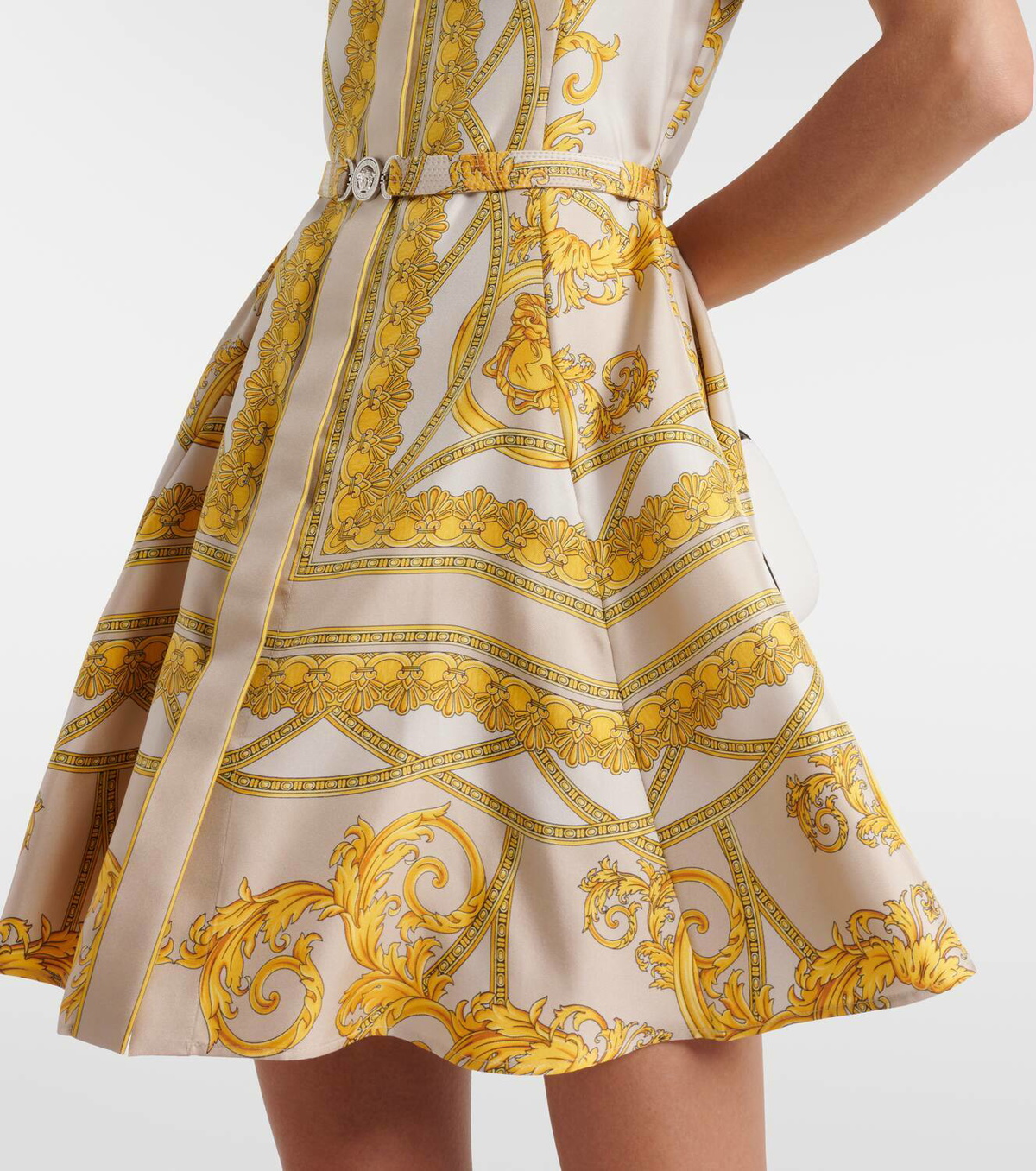 【関税＆送料込み】Versace Barocco Texture Short Dress Versace Jeans Couture Barocco-print Mini Dress | White