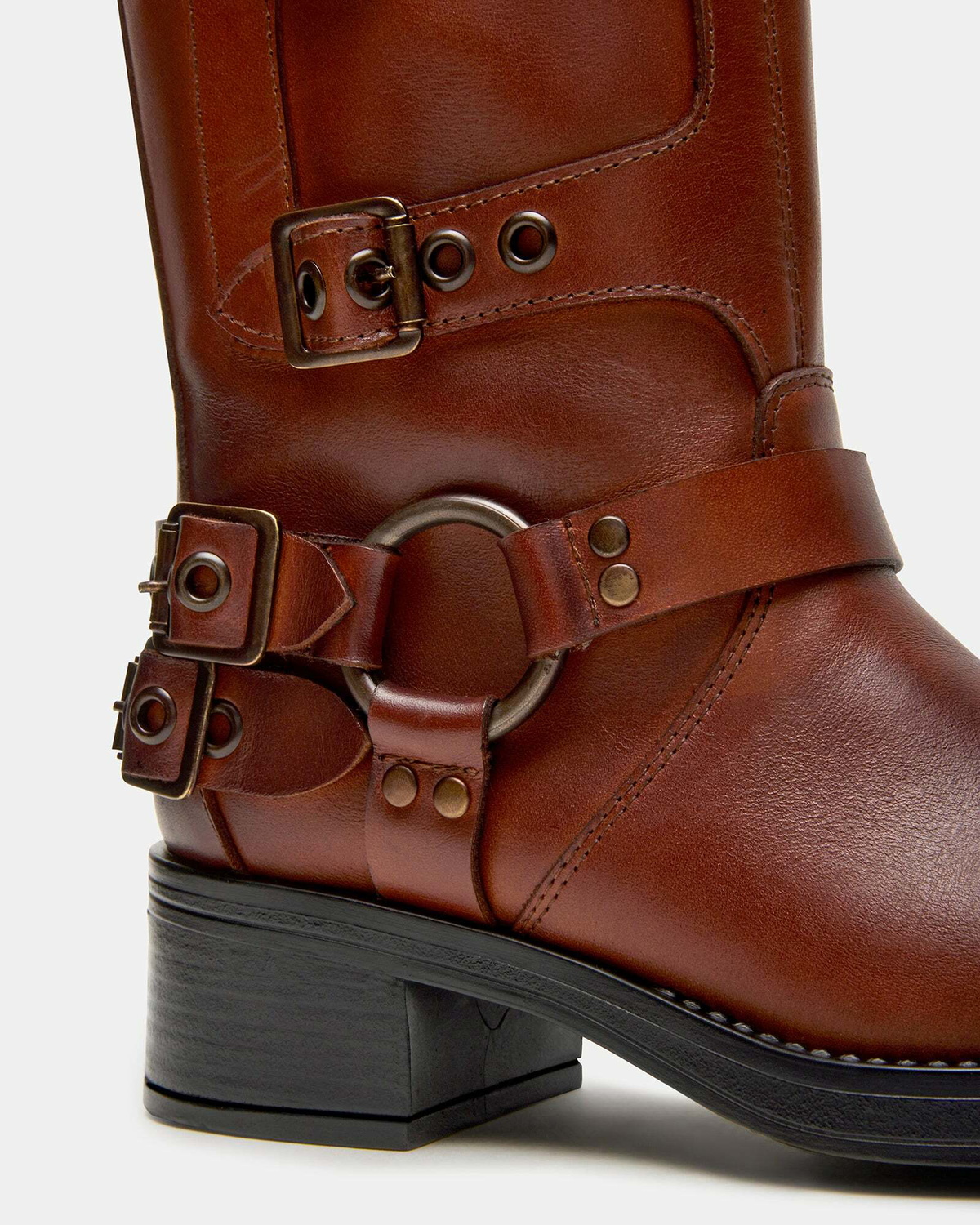 Steve Madden Rockyy Boots in Tan