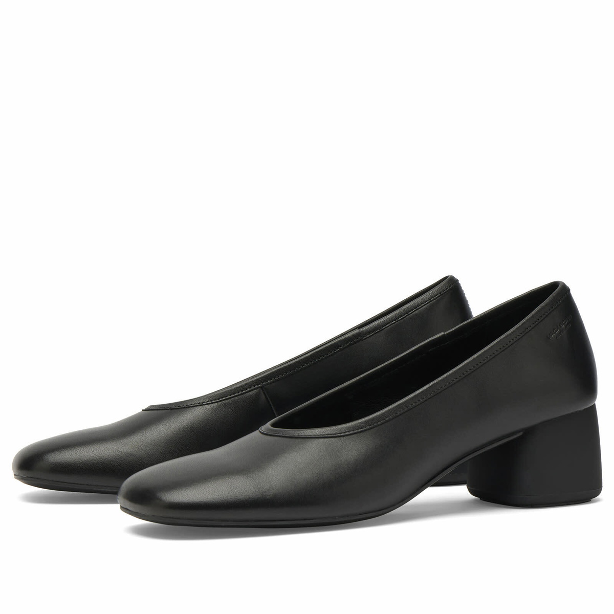 Vagabond Shoemakers Women's Livia Heel Pump in Black Leather