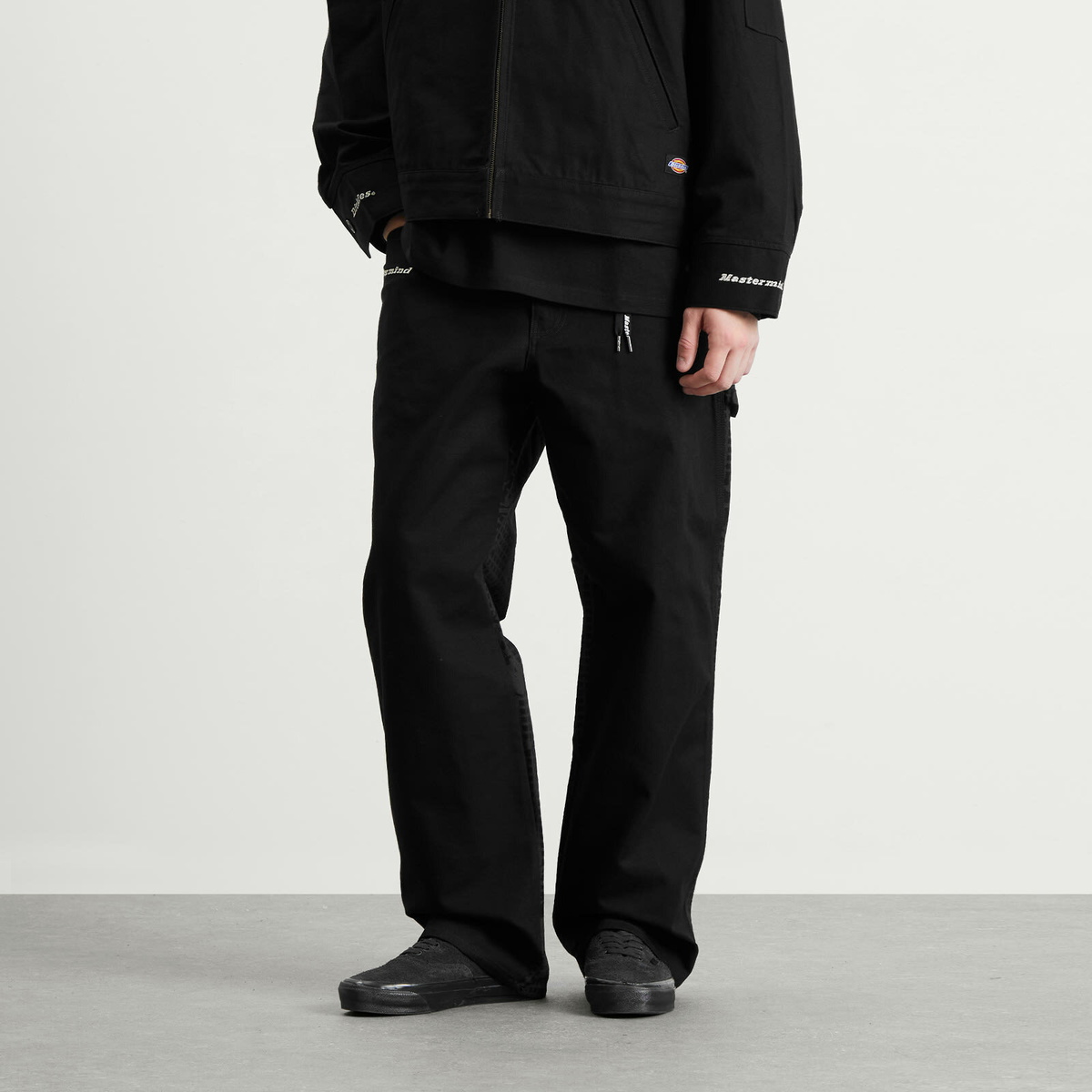 MASTERMIND WORLD Men's x Dickies Duck Carpenter Pant in Black