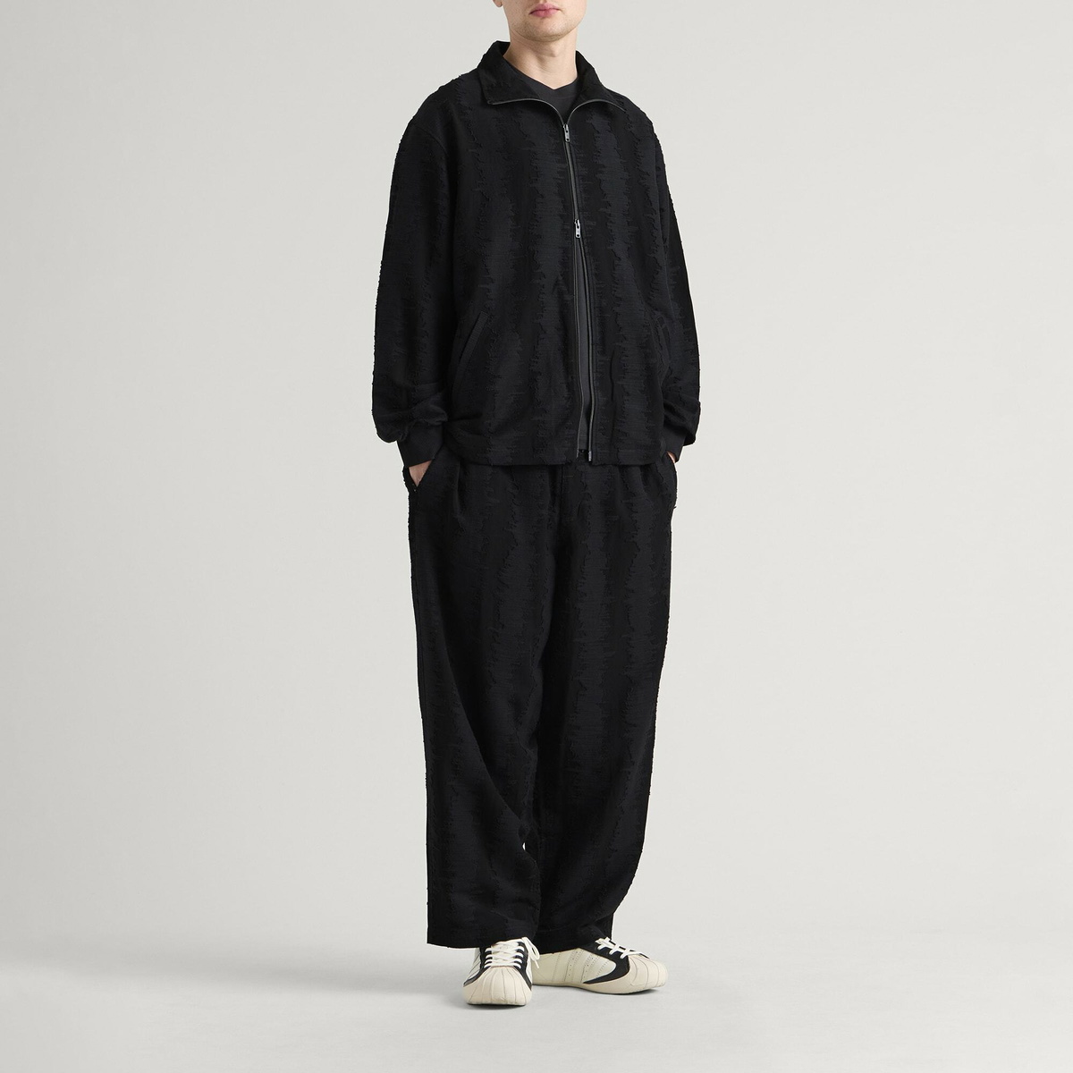 Y-3 Men's Deco Stitch Tapered Pants in Black