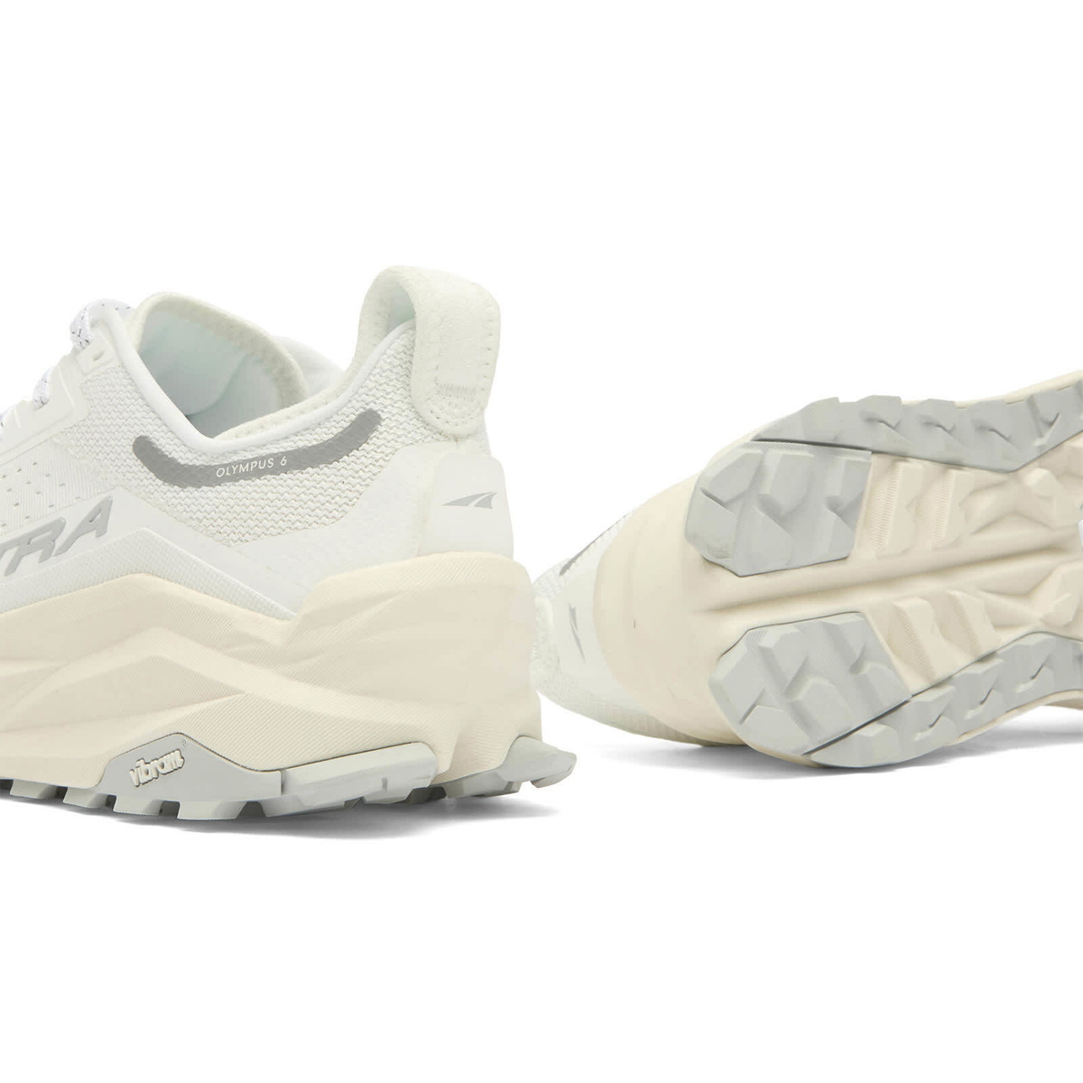 Altra Men's Olympus 6 Sneaker in White/White