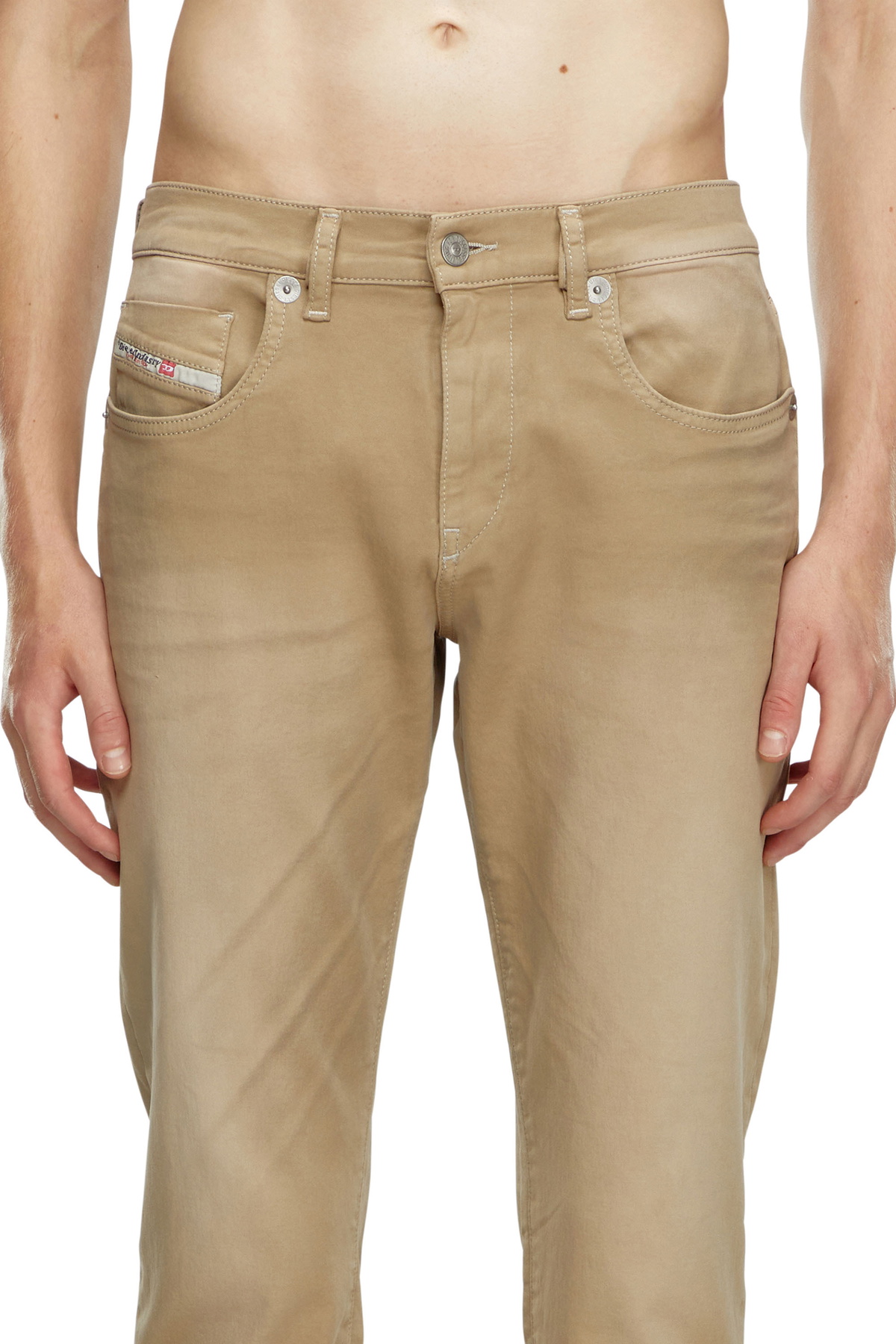 Diesel Slim 2060 D-Strukt Joggjeans - Jeans Mens in Beige Diesel