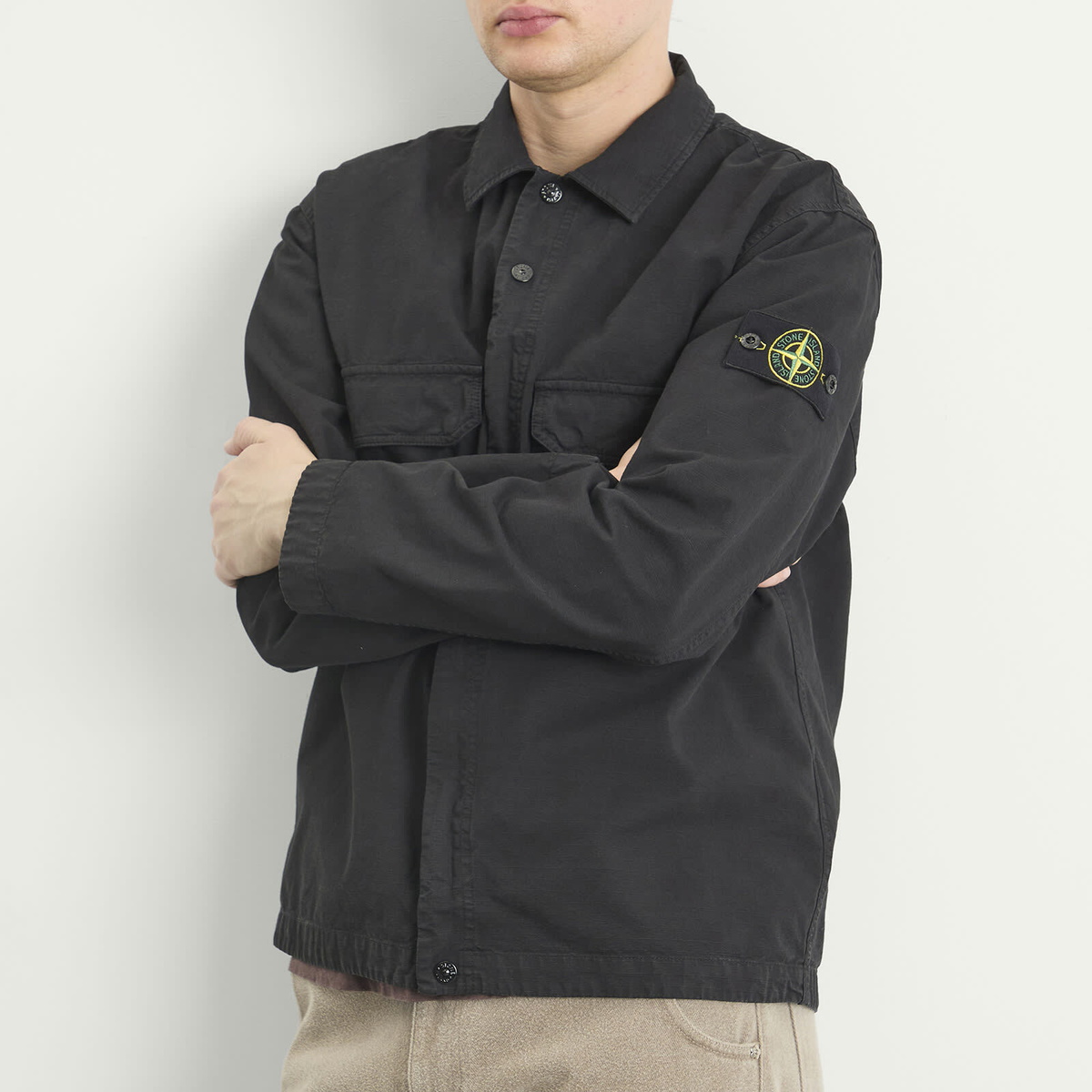 Stone Island Men's Ripstop Zip Shirt Jacket in Black Stone Island