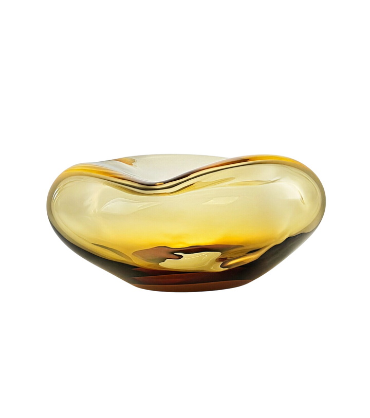 Photo: Alexa Lixfeld Ocean glass decorative object