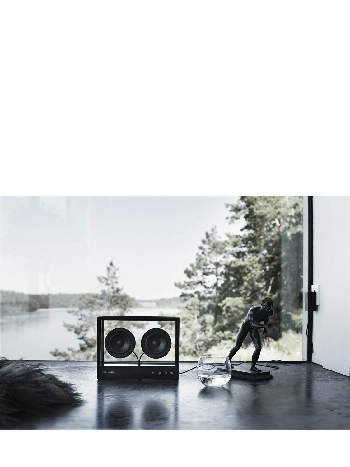 TRANSPARENT - Small Transparent Speaker