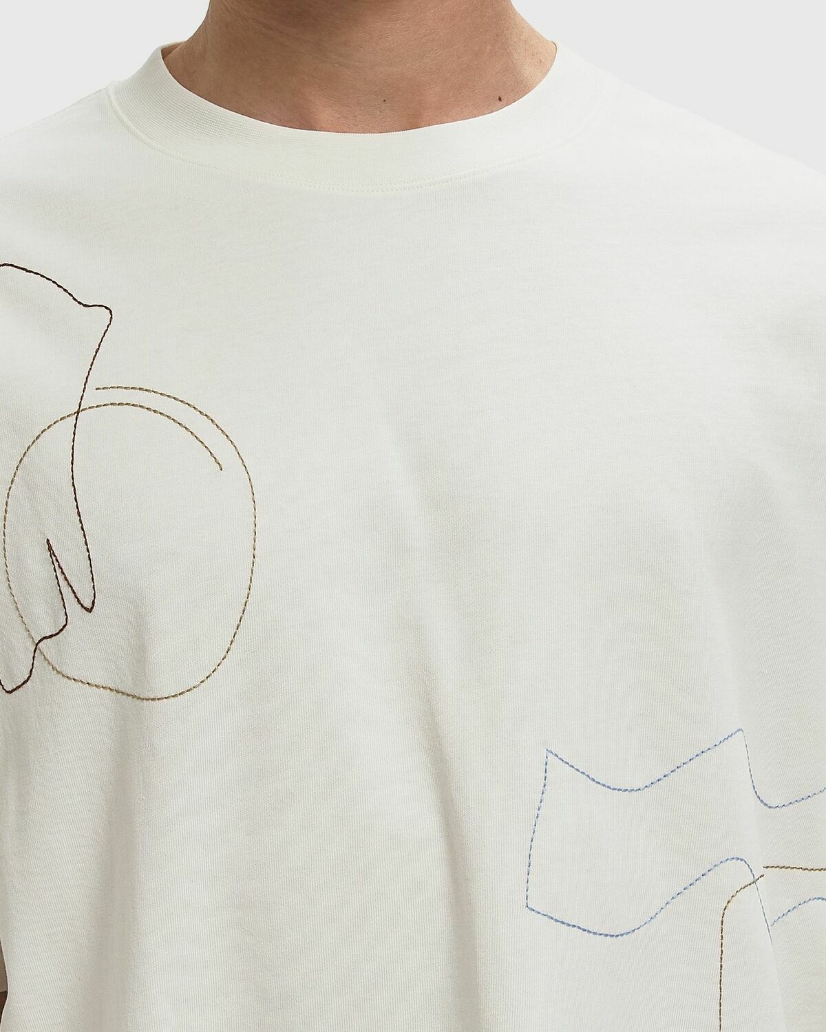 MILTON SS TEE COTTON SHAPES EMB