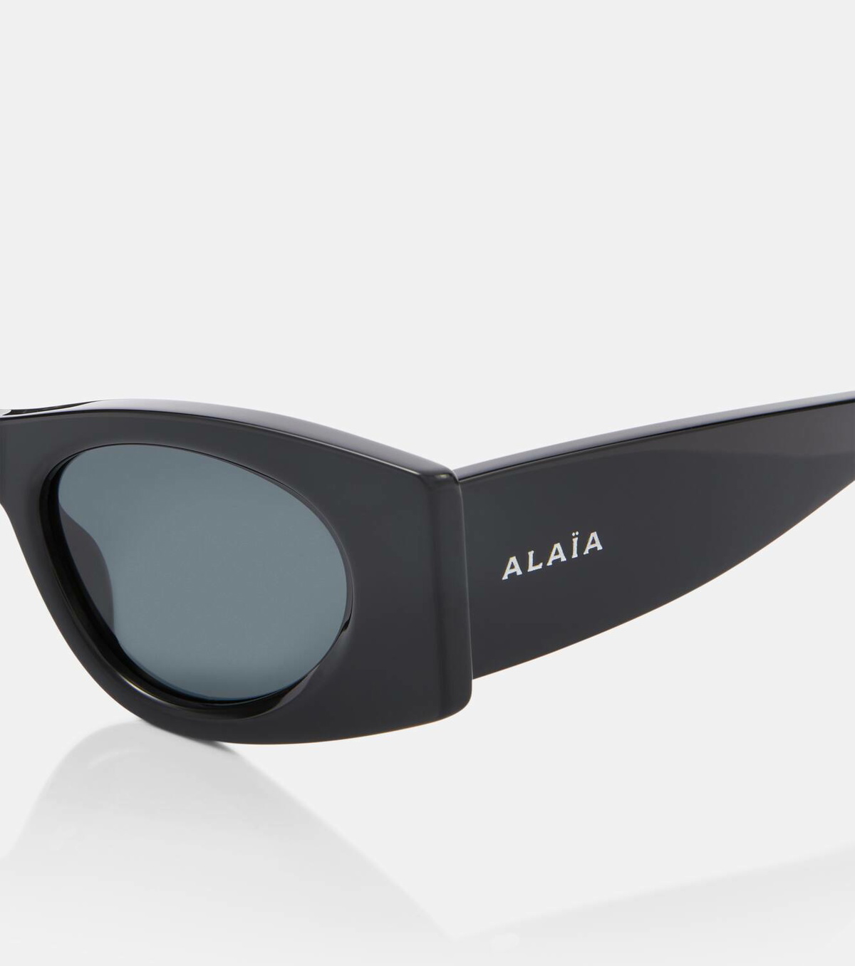 Alaïa Logo oval sunglasses ALAÏA