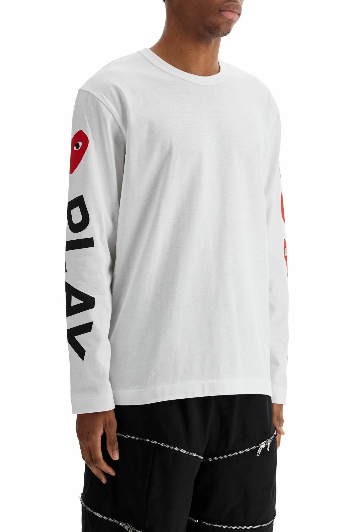 COMME DES GARCONS PLAY unisex t-shirt in white cotton with heart logo print White