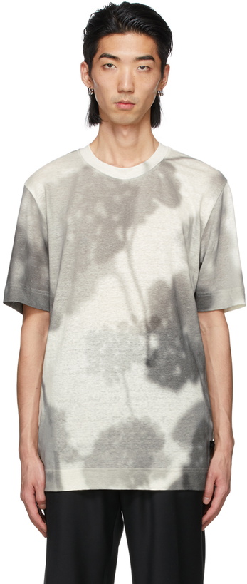 Photo: Fendi Off-White Linen Shady Flowers T-Shirt