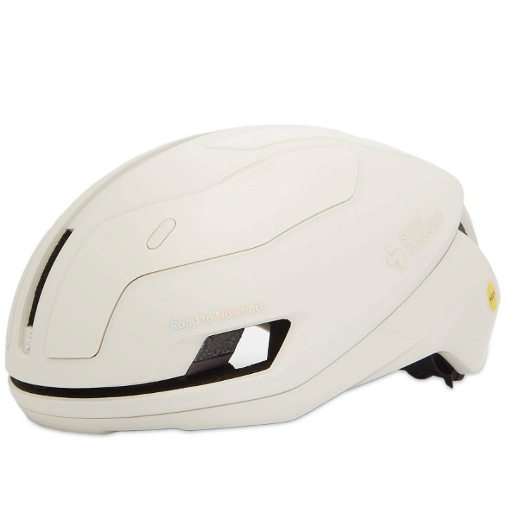Photo: Pas Normal Studios Men's Falconer Aero 2Vi Helmet in Off White