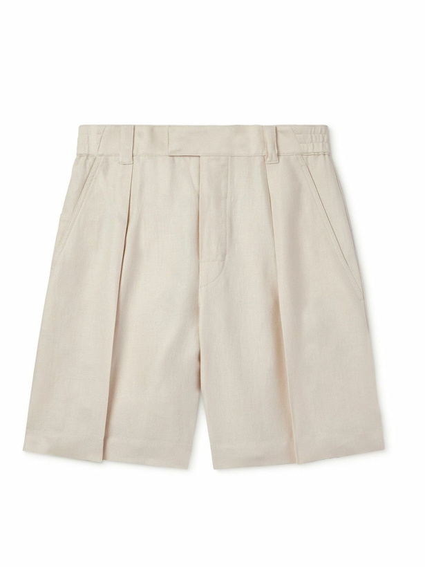 Photo: Loro Piana - Reinga Wide-Leg Pleated Linen-Twill Bermuda Shorts - White