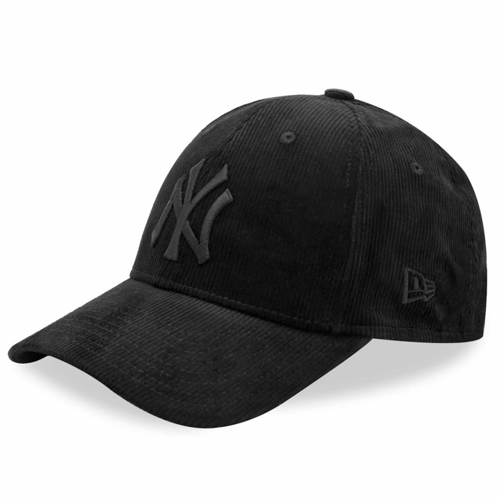 Photo: New Era Men's New York Yankees Cord 39Thirty Cap in Black
