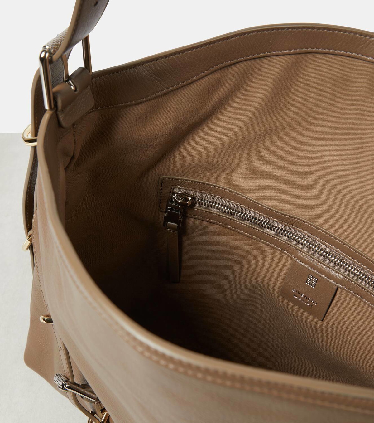 Givenchy Voyou Medium leather shoulder bag