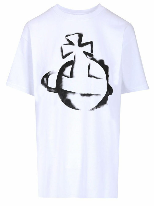 Photo: Vivienne Westwood stencil Orb T-shirt