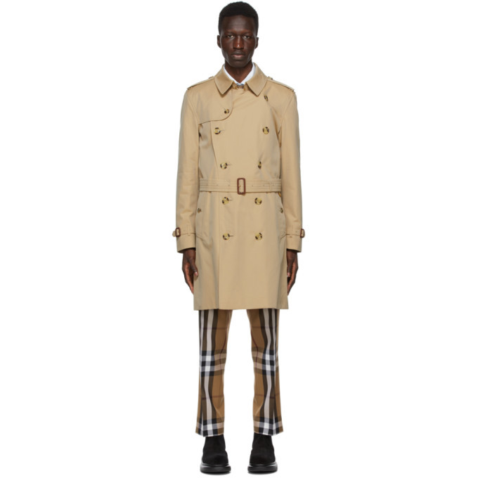 Photo: Burberry Beige Kensington Trench Coat