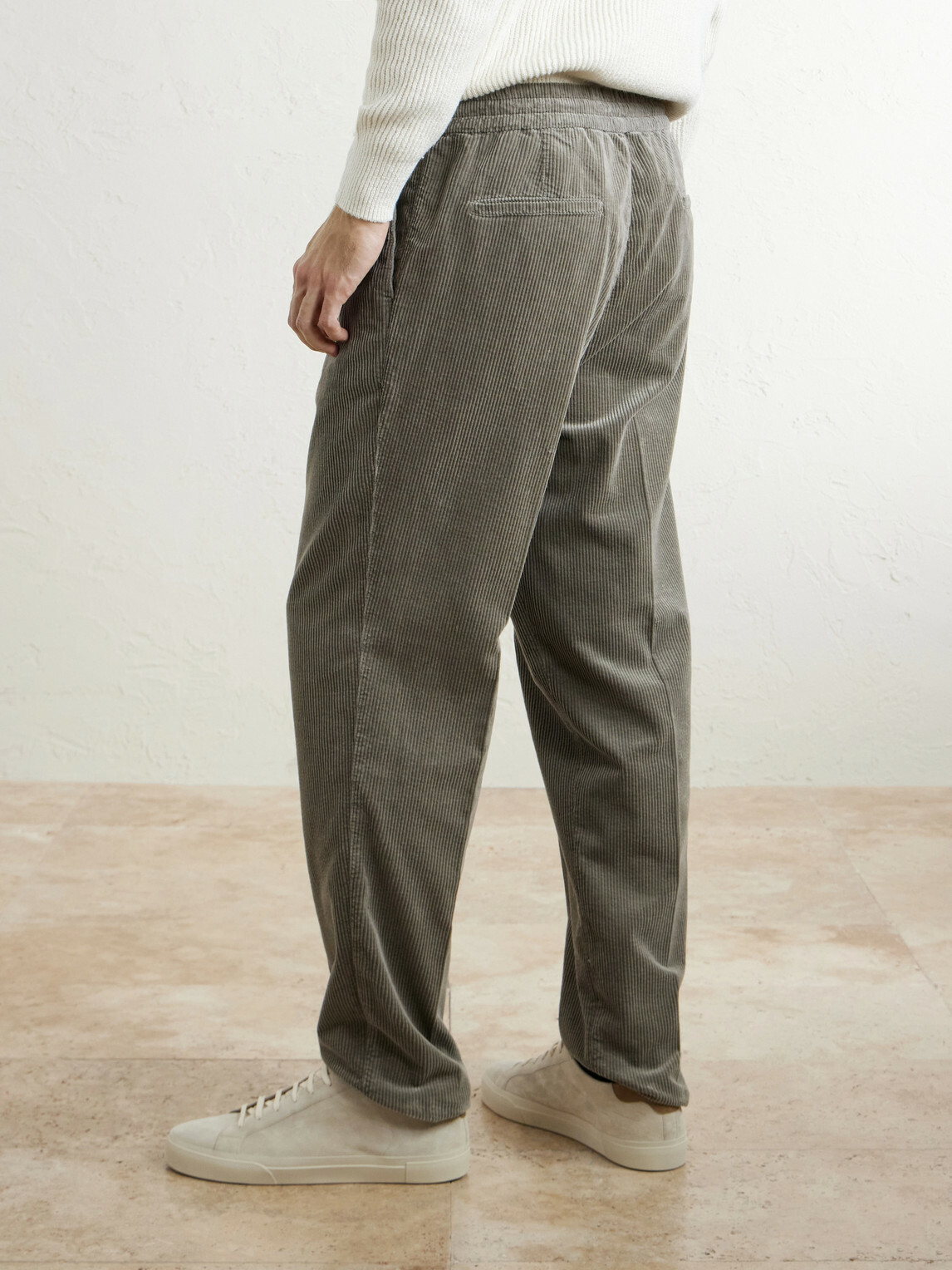 Brunello Cucinelli - Straight-Leg Cotton-Corduroy Drawstring Trousers - Gray