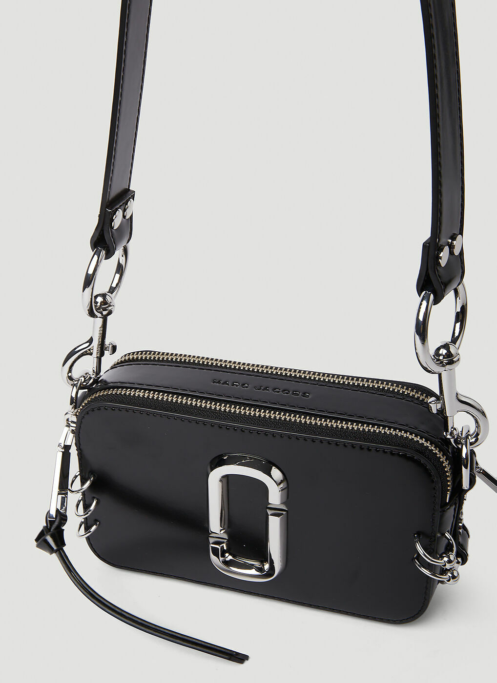 Snapshot Shoulder Bag in Black Marc Jacobs