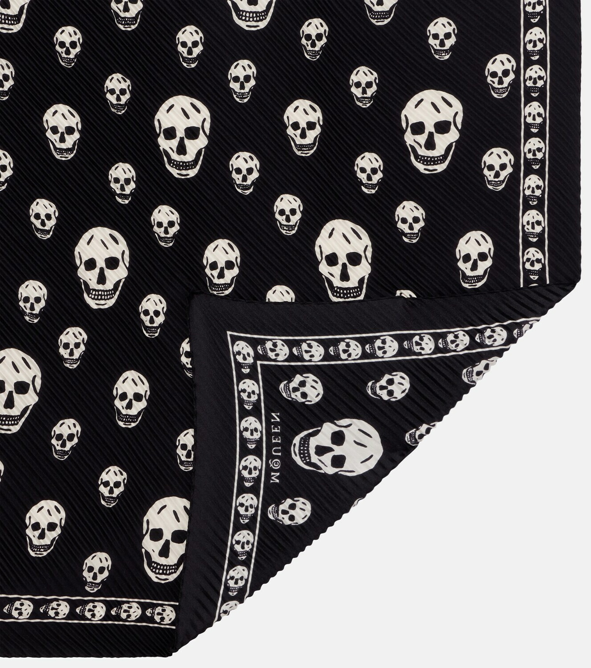 McQueen Skull silk scarf