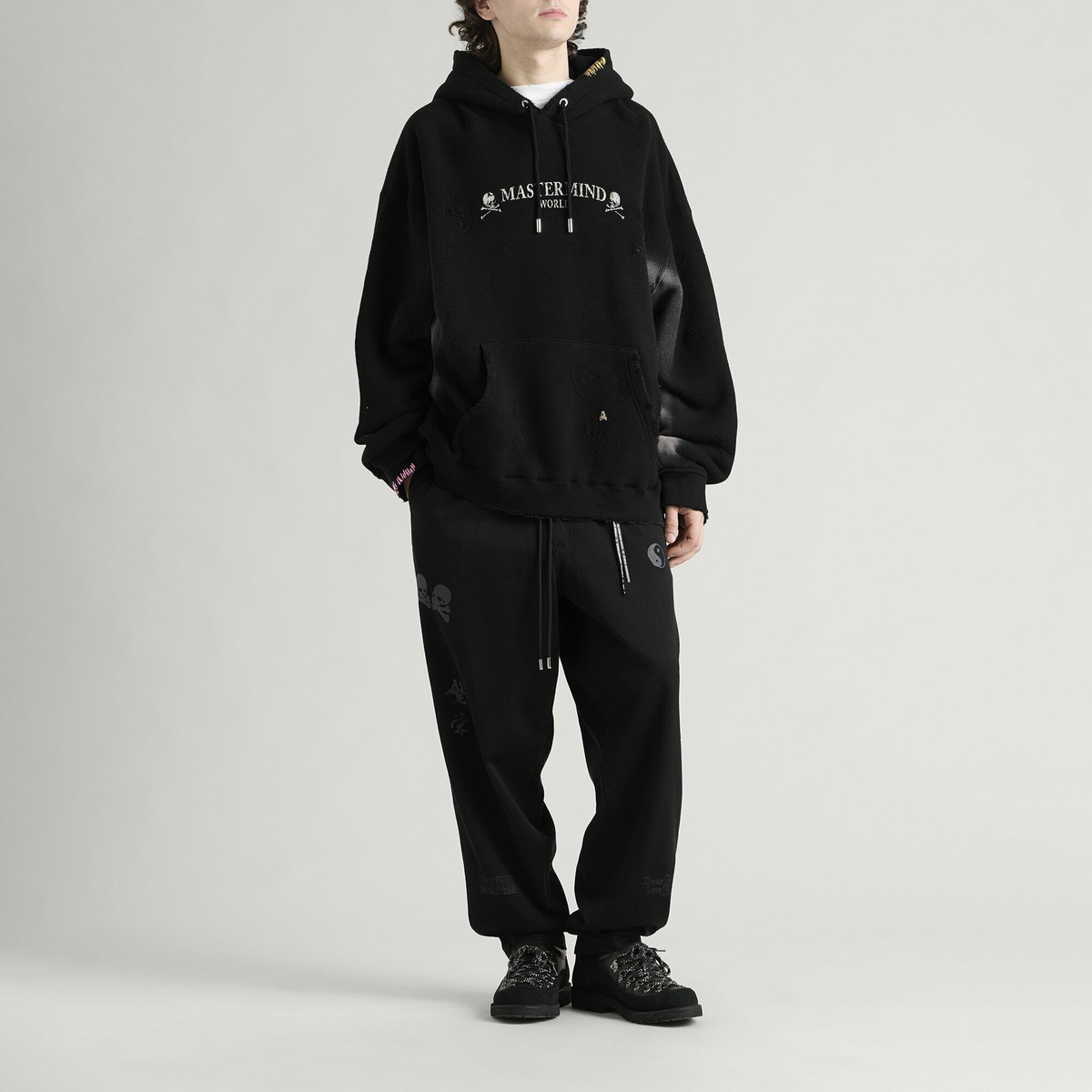 MASTERMIND WORLD Men's OG Vintage Hoodie in Black