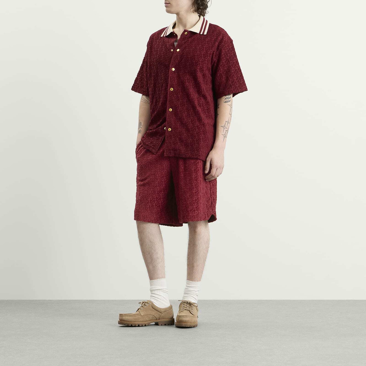 Drôle de Monsieur Men's Monogram Shorts in Wine