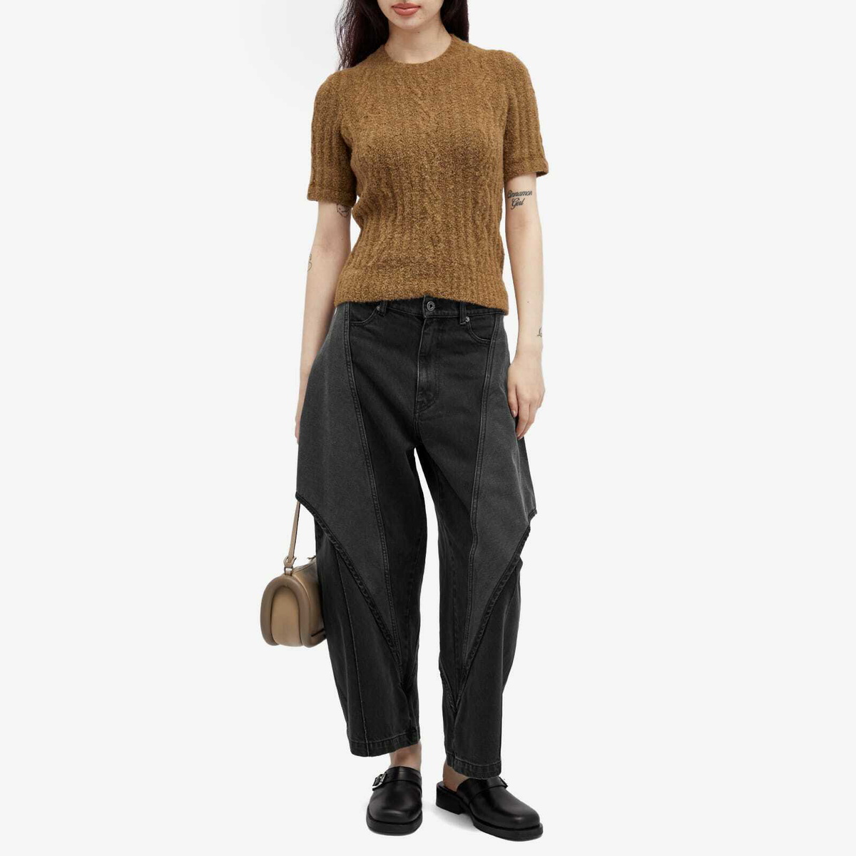 JW Anderson Women's Cable Knit Short Sleeve Jumper in Flax