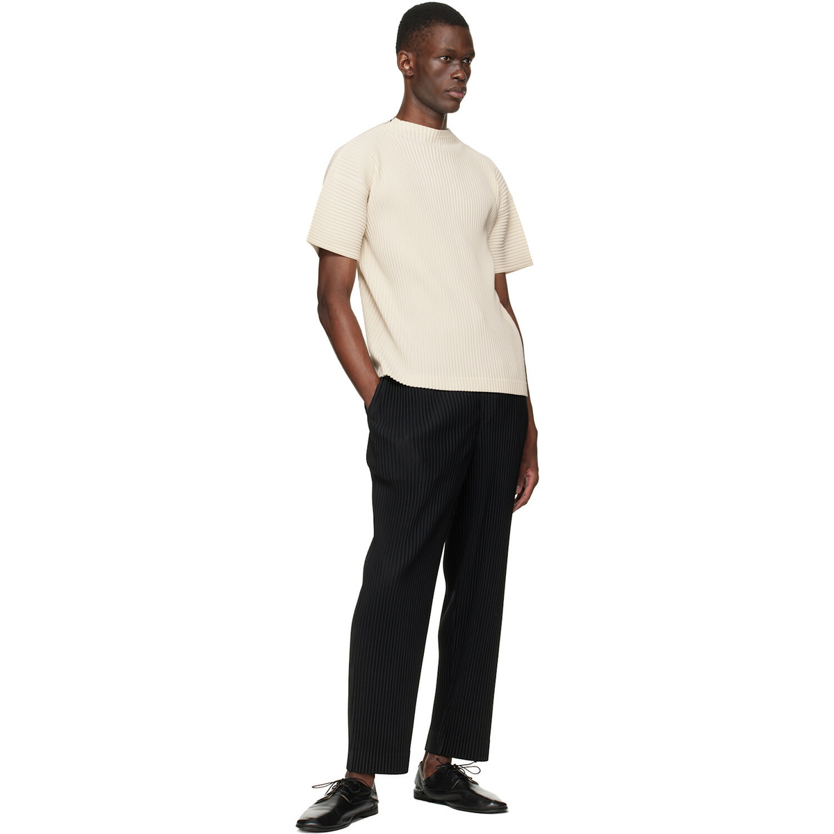 HOMME PLISSÉ ISSEY MIYAKE Beige Monthly Colors March T-shirt