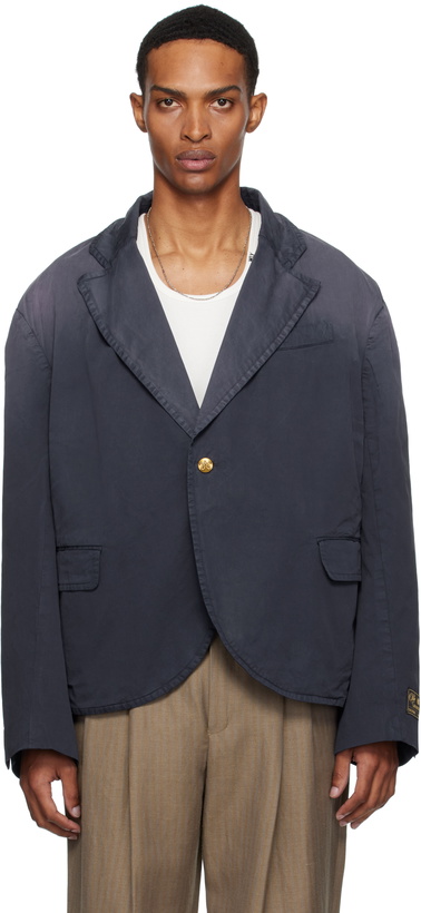 Photo: WILLY CHAVARRIA Navy Box Cutter Blazer