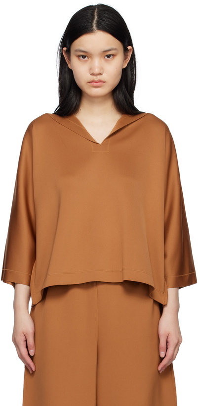 Photo: 132 5. ISSEY MIYAKE Tan Outseam T-Shirt