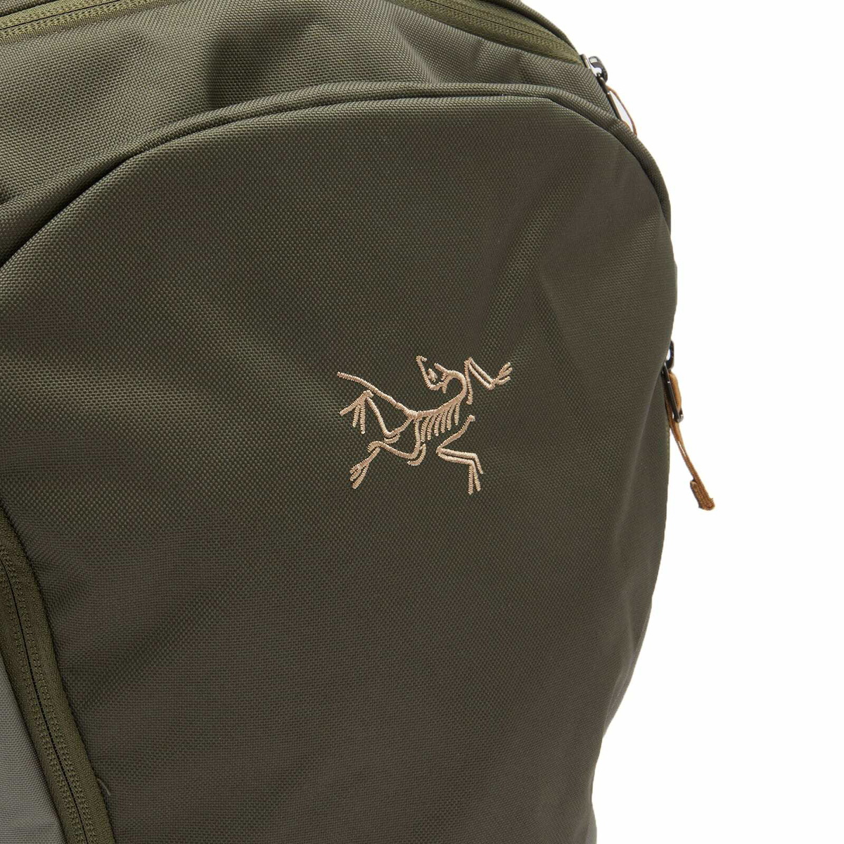 Arc'teryx Men's Arcteryx Mantis 26 Backpack in Tatsu/Forage