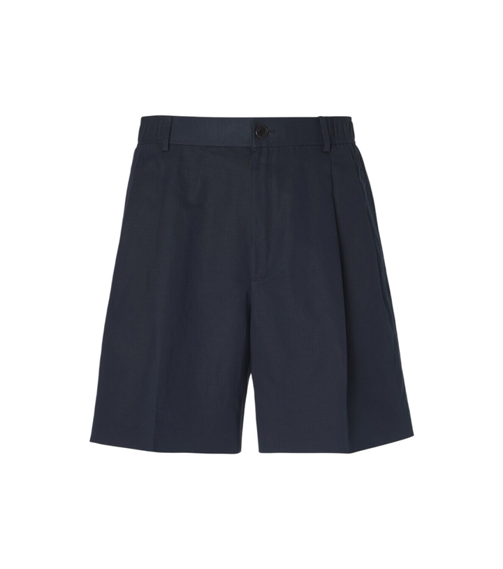 Photo: Brioni Linen and cotton shorts