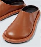 JW Anderson - Bumper-Tube leather slippers