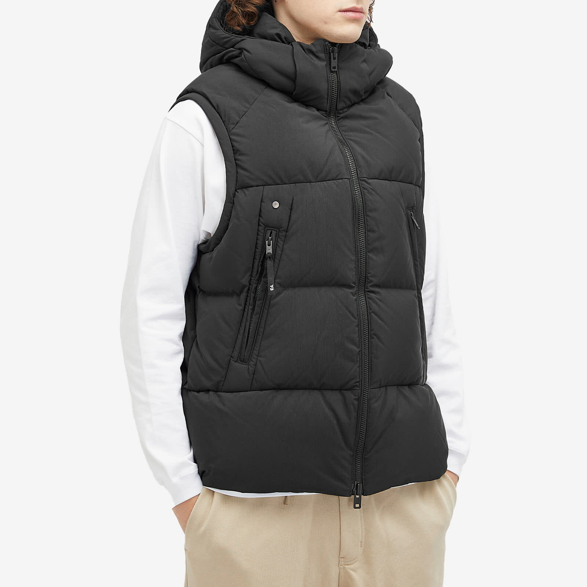 Y-3 Men's Puffer Vest in Black Y-3