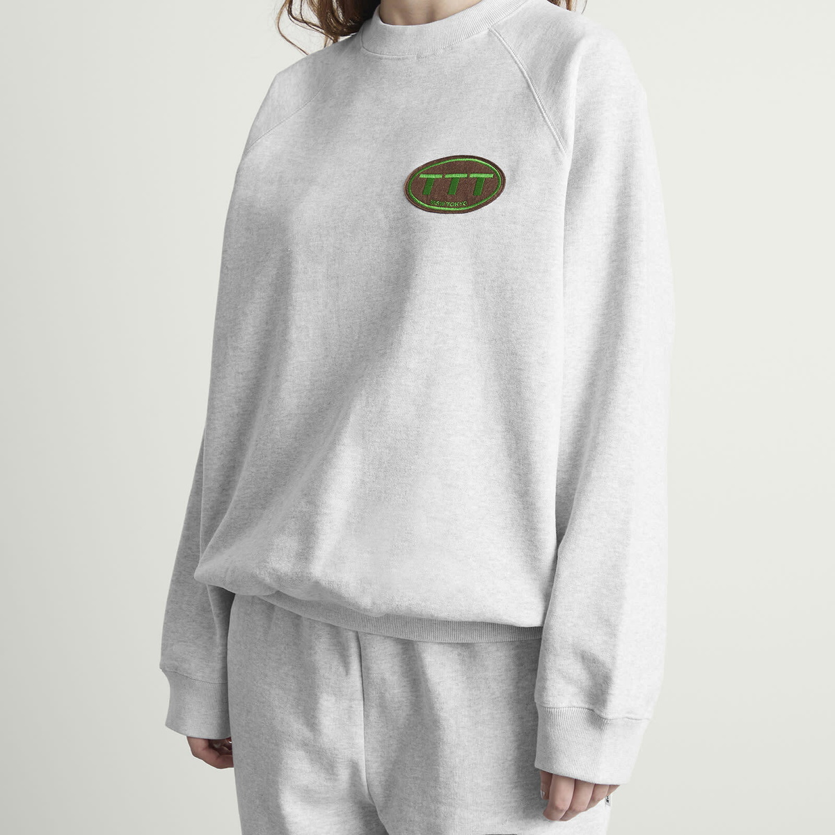 TTT MSW Women's Crew Neck Raglan Sweat in Ash
